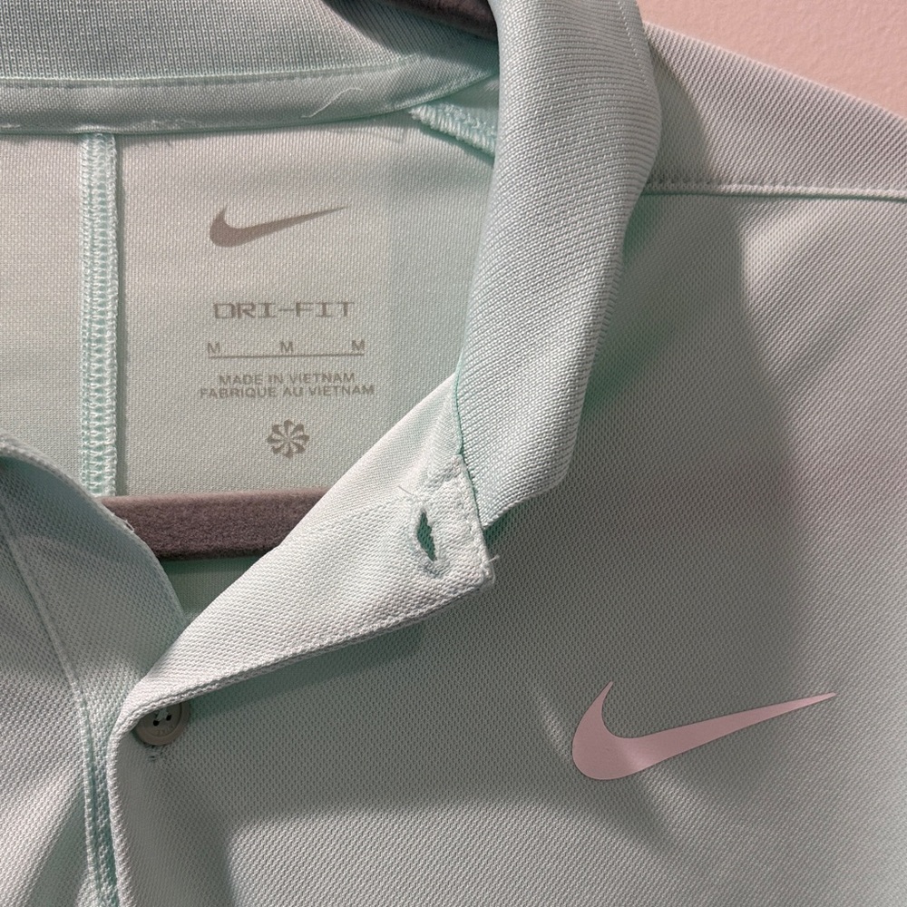 Nike Men's Mint Green Polo Shirt - Picture 3 of 3